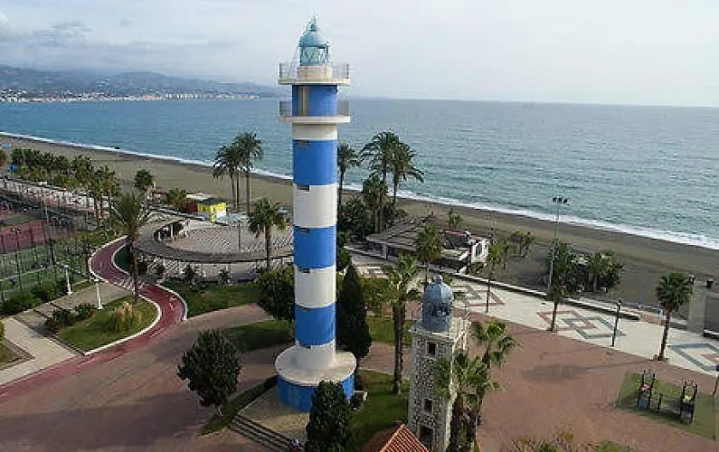 Mavi Torre Del Mar公寓